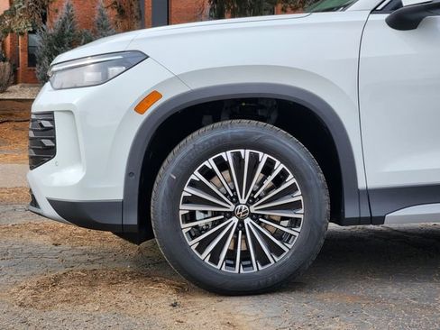 New 2026 Volkswagen Tiguan S AWD/4WD image 8