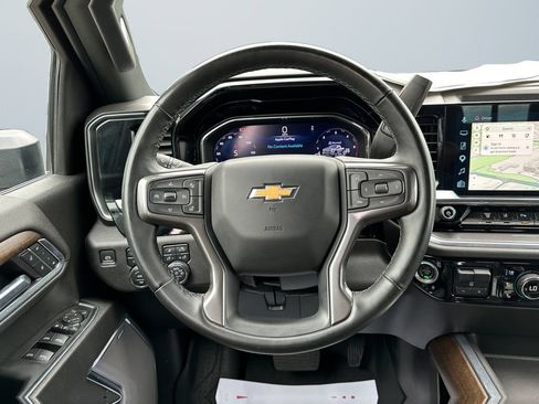 Used 2024 Chevrolet Silverado 2500 High Country AWD/4WD image 12