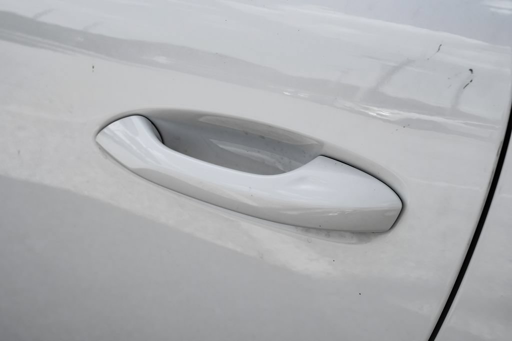 Used 2018 Porsche 911 Carrera image 33