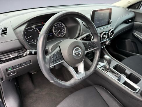 Used 2021 Nissan Sentra SV FWD image 15
