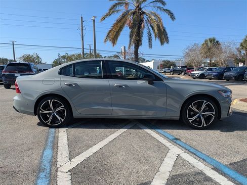 Used 2024 Volvo S60 B5 Plus image 15