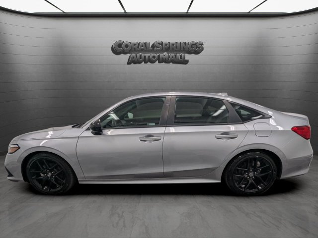 Used 2024 Honda Civic Sport image 4
