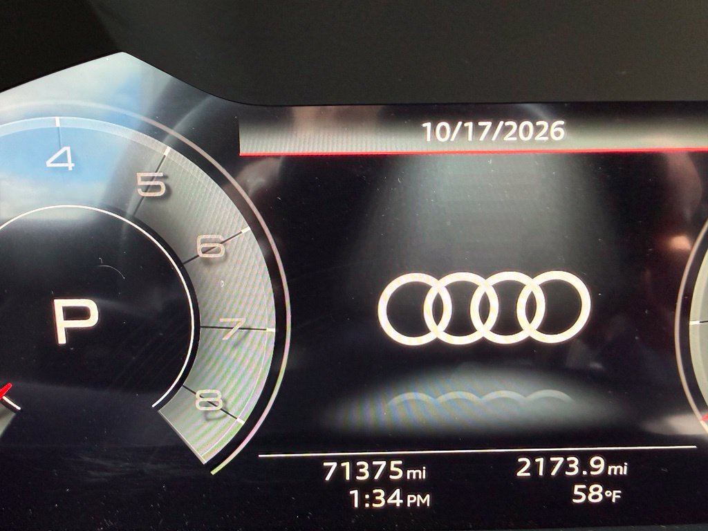 Used 2021 Audi Q8 Prestige AWD/4WD image 33