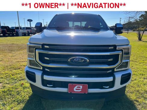 Used 2020 Ford F250 Platinum w/ FX4 Off-Road Package image 2