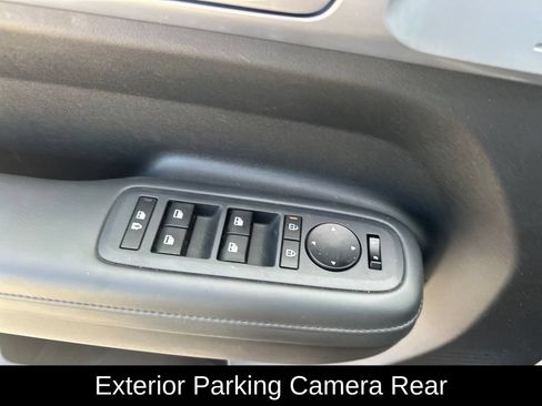 Used 2025 Hyundai Santa Fe SEL FWD image 11
