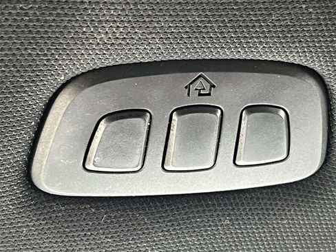 Used 2019 Lincoln Navigator Select image 33