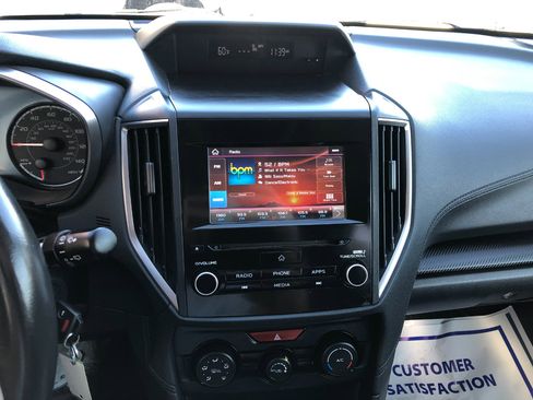 Used 2019 Subaru Crosstrek 2.0i Premium image 15