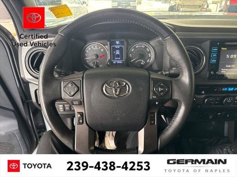 Certified 2019 Toyota Tacoma TRD Off-Road w/ TRD Premium Off Road Package AWD/4WD image 17
