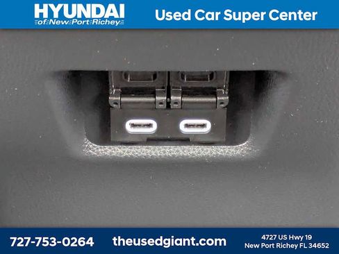 Used 2024 Toyota RAV4 AWD Hybrid image 17