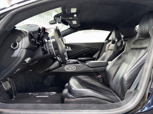 Used 2019 Aston Martin V8 Vantage Sport Plus/Comfort Collection image 9