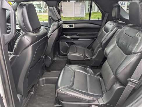 Used 2020 Ford Explorer ST w/ ST Street Pack AWD/4WD image 22