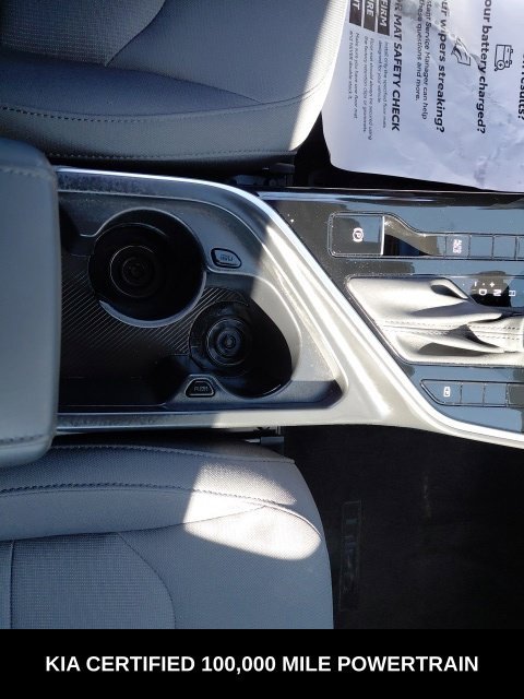 Certified 2024 Kia Niro LX FWD image 14
