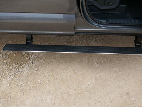 New 2026 Ford F250 Lariat image 9