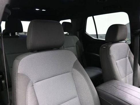Used 2023 Chevrolet Traverse LT FWD image 29
