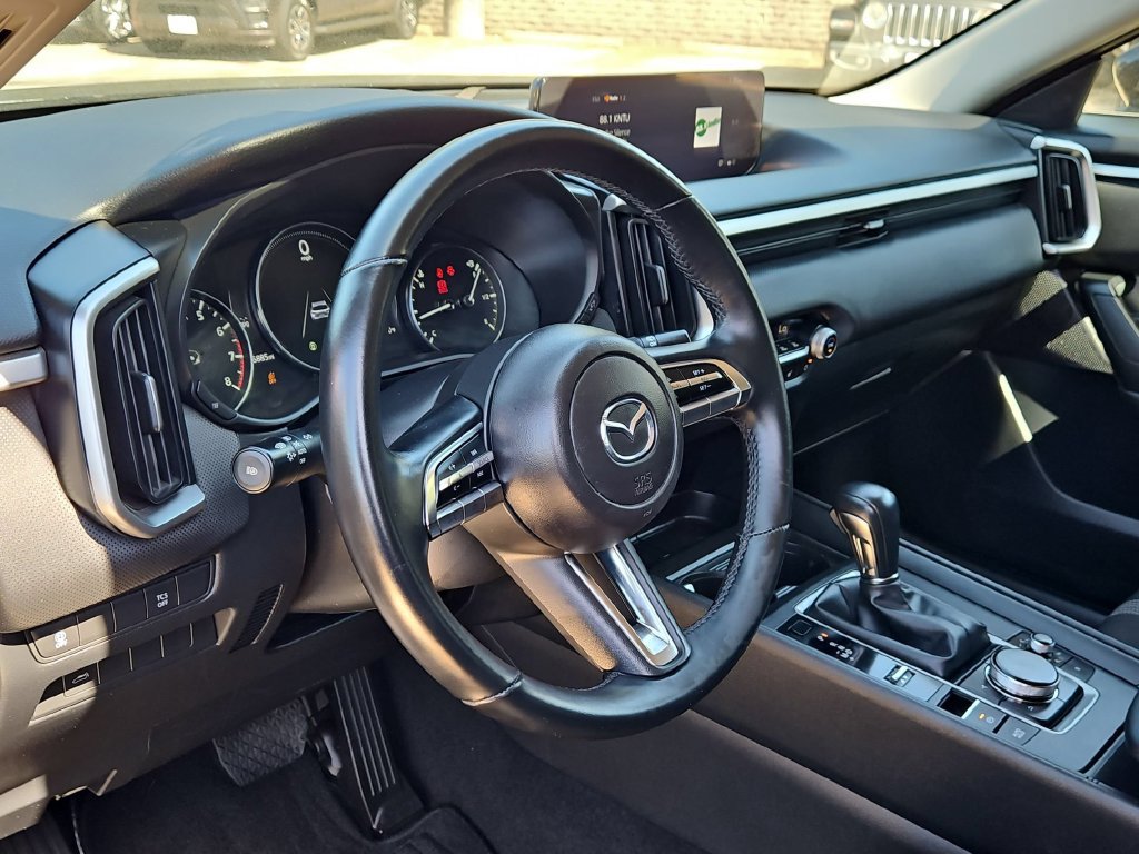 Used 2025 MAZDA CX-50 AWD 2.5 S w/ Preferred Package image 12