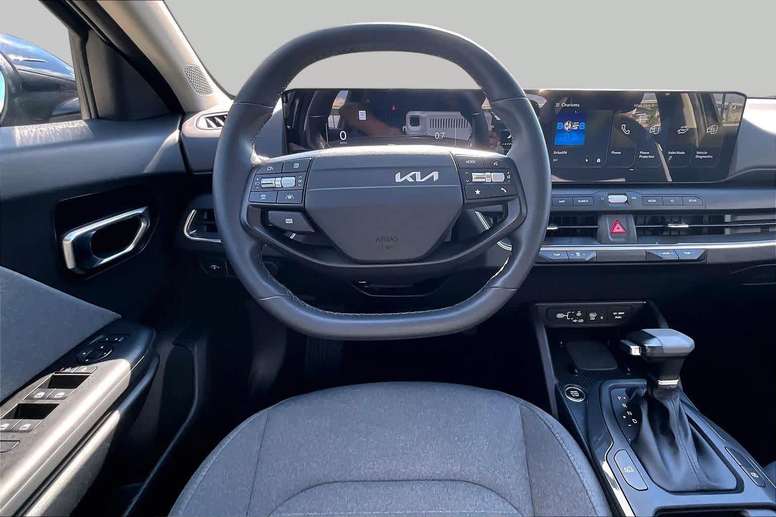 Used 2025 Kia K4 EX FWD image 6
