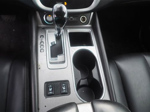 Used 2022 Nissan Murano SV image 12