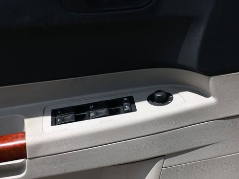 Used 2006 Chrysler 300 C w/ Protection Group II RWD image 44