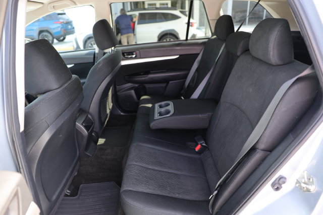 Used 2014 Subaru Outback 2.5i Premium AWD/4WD image 31