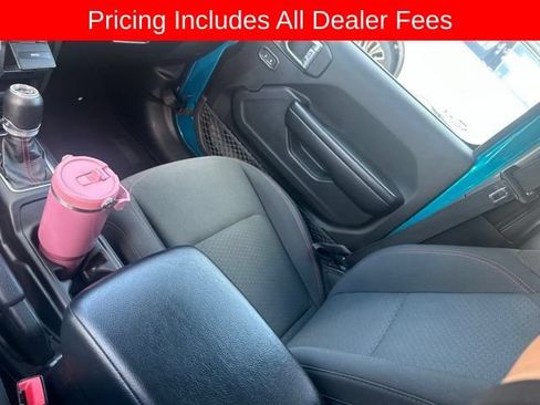 Used 2020 Jeep Wrangler Unlimited Rubicon w/ LED Lighting Group AWD/4WD image 6