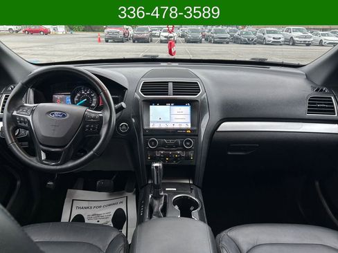 Used 2017 Ford Explorer XLT w/ Equipment Group 202A AWD/4WD image 16
