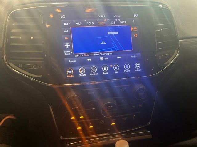 Used 2020 Jeep Grand Cherokee Altitude RWD image 17