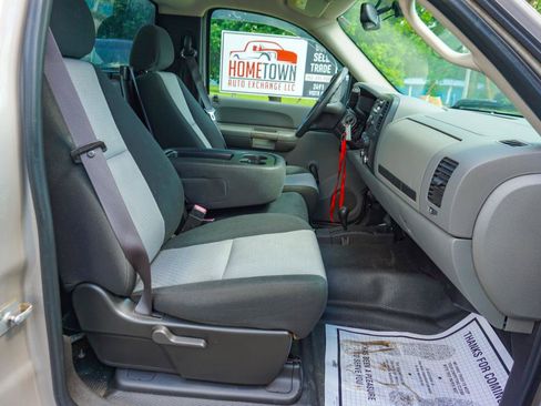 Used 2008 Chevrolet Silverado 1500 W/T w/ Towing Package AWD/4WD image 12