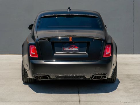 Used 2026 Rolls-Royce Phantom Sedan RWD image 8
