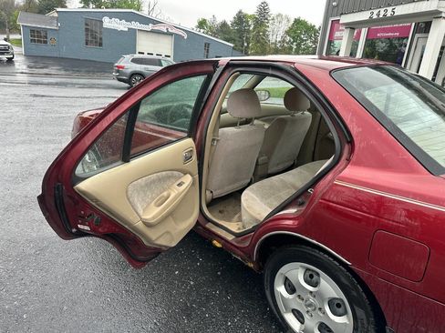 Used 2003 Nissan Sentra GXE FWD image 18