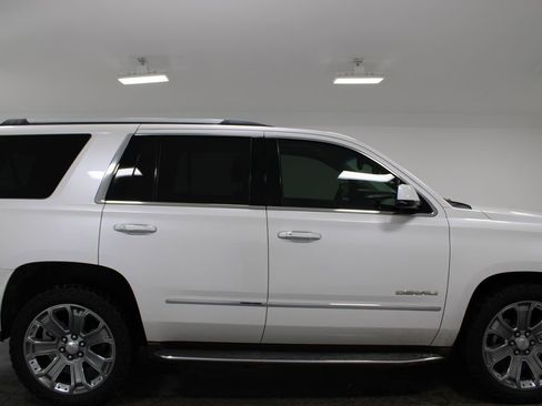 Used 2016 GMC Yukon Denali w/ Open Road Package image 11
