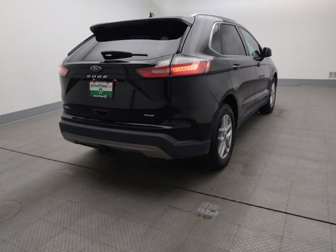 Used 2021 Ford Edge SEL w/ Convenience Package image 7