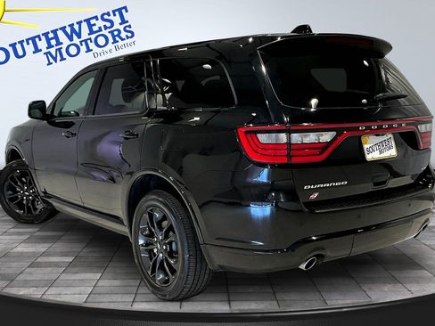 Used 2025 Dodge Durango GT AWD/4WD image 5