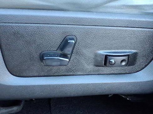 Used 2019 RAM 1500 Big Horn image 12