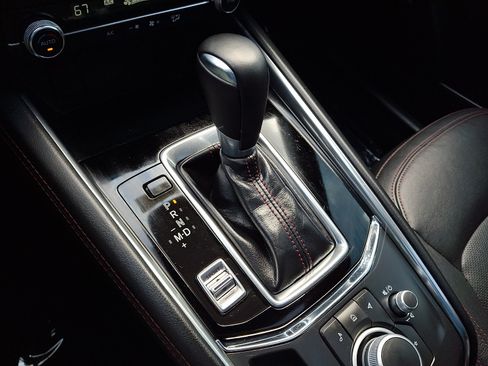 Certified 2024 MAZDA CX-5 Carbon Edition AWD/4WD image 17
