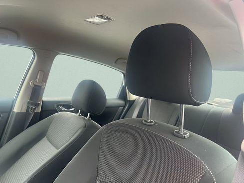 Used 2019 Nissan Sentra S image 16