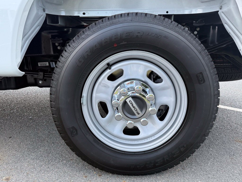 New 2025 Ford F350 XL w/ 360-Degree Camera Package RWD image 11