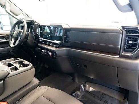 Used 2024 GMC Sierra 2500 SLE w/ SLE Value Package; AWD/4WD image 27