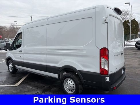 Used 2023 Ford Transit 250 Medium Roof AWD w/ Load Area Protection Package image 5