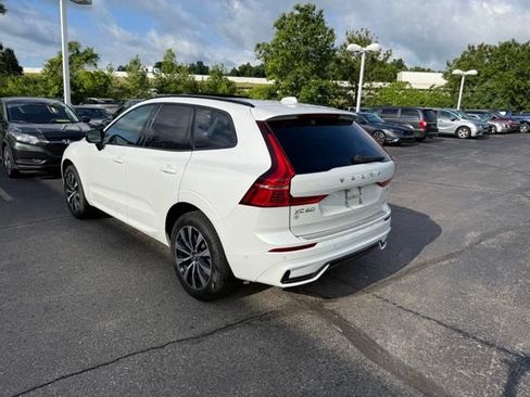 Used 2024 Volvo XC60 B5 Plus w/ Protection Package Premier AWD/4WD image 2