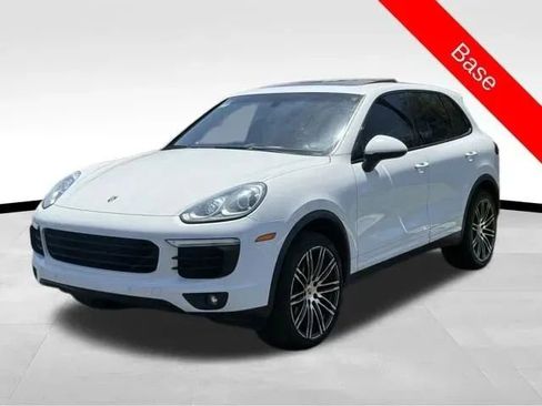 Used 2016 Porsche Cayenne AWD/4WD image 3