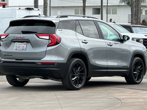 Certified 2023 GMC Terrain SLE w/ Driver Convenience Package image 4