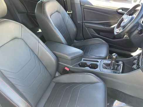 Used 2019 Volkswagen Jetta GLI image 10