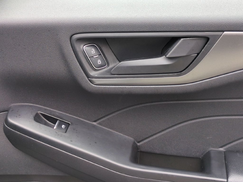 Used 2025 Ford Escape Active AWD/4WD image 30