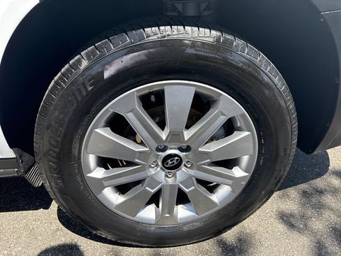 Used 2025 Hyundai Palisade SEL FWD image 27