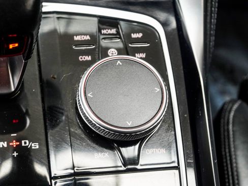 Used 2021 BMW M4 Competition w/ M Carbon Exterior Package RWD image 20