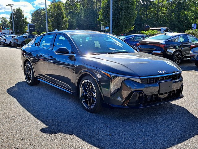 New 2026 Kia K4 GT-Line Turbo FWD image 3