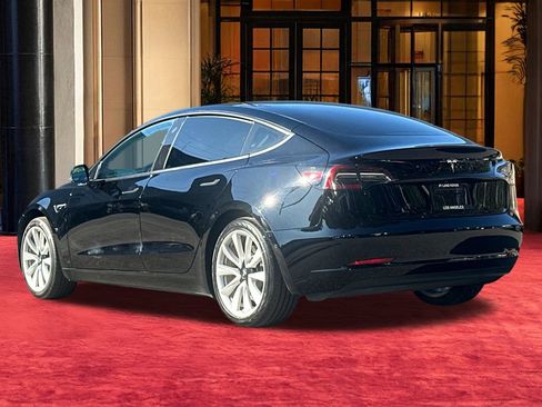 Used 2018 Tesla Model 3 Long Range image 4