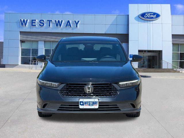 Used 2023 Honda Accord Sport image 6