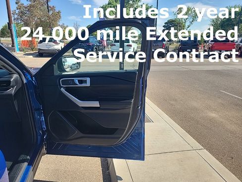 Used 2022 Ford Explorer XLT w/ Equipment Group 202A image 18
