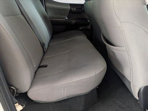 Used 2017 Toyota Tacoma SR image 17
